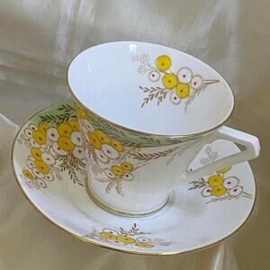 Vintage 1930s Bell China England Teacup & Saucer Pattern 4360 Art Deco Floral